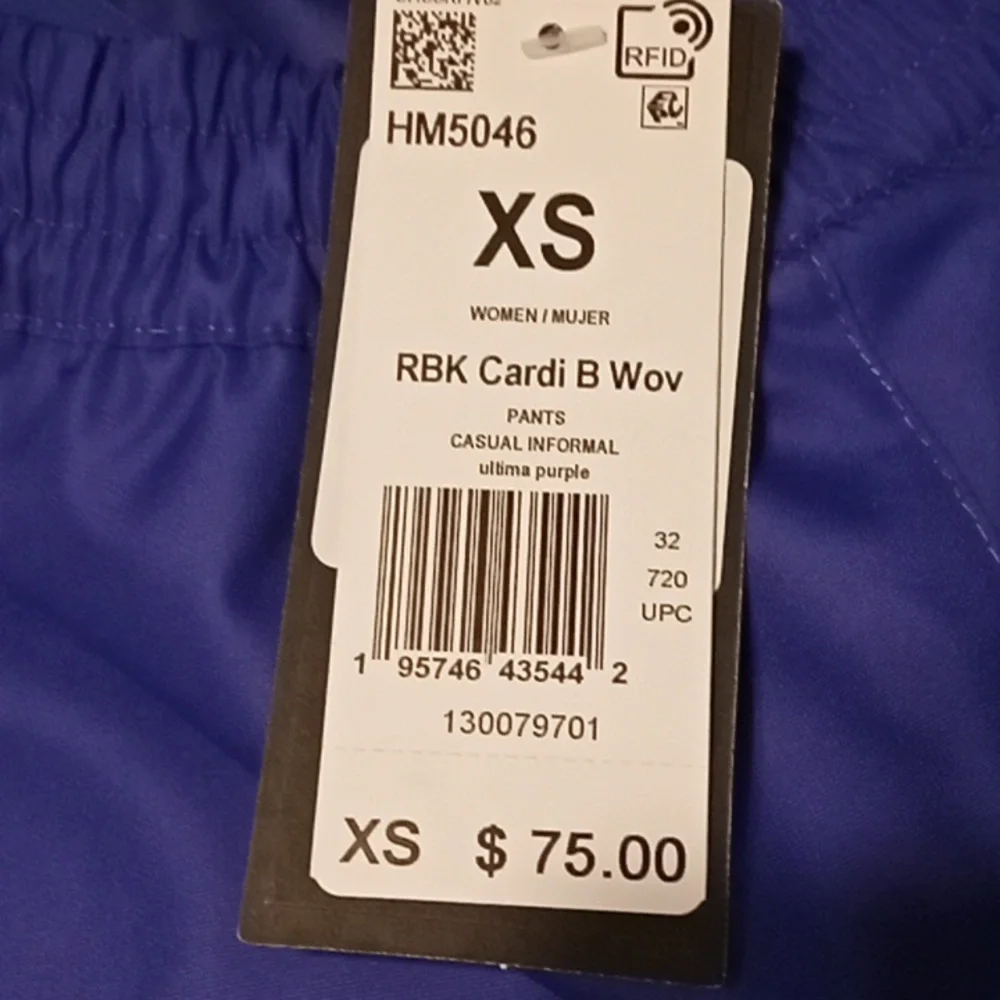 Cardi b Reebok sweatsuit - Picture 4 of 4